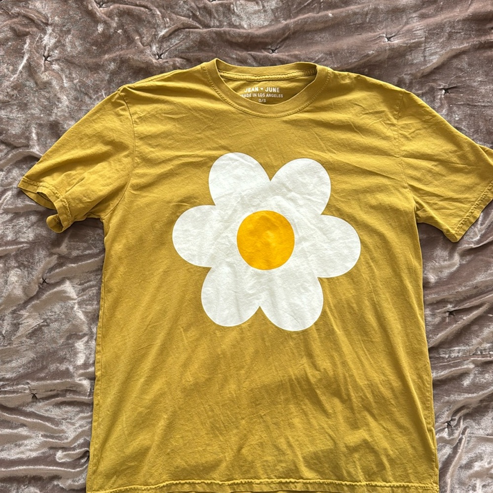 Jean & June Flower shirt - one Size